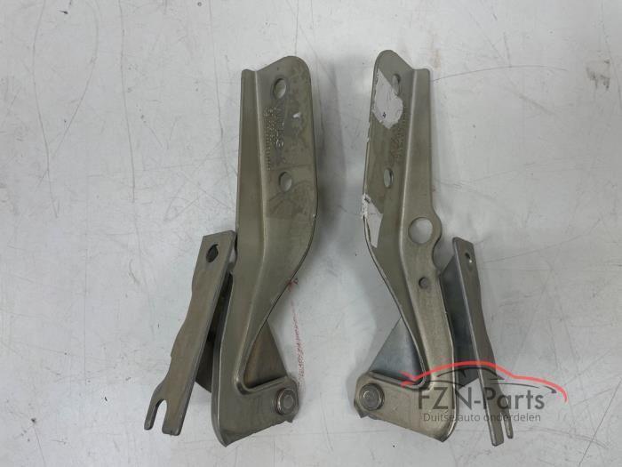 VW UP! Motorkapscharnieren Links / Rechts, Auto-onderdelen, Carrosserie, Gebruikt, Ophalen