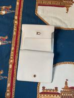 Portefeuille Delvaux, Ophalen