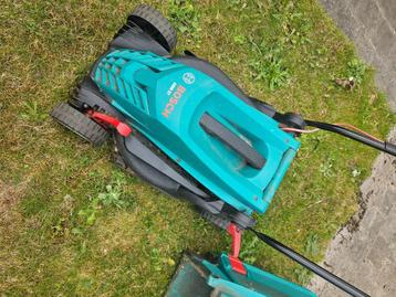 Grasmaaier elektrisch Bosch arm37, Tuin en Terras, Ophalen, Gebruikt, Elektrische grasmaaier, Minder dan 30 cm