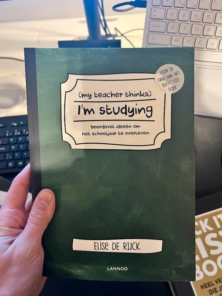 My teacher thinks I'm studying - NIEUW, Boeken, Humor, Nieuw, Overige typen, Ophalen of Verzenden