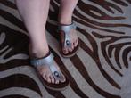 Gratis verzending zilveren Gizeh birkenstock slippers mt 37, Kleding | Dames, Schoenen, Slippers, Birkenstock 37, Zo goed als nieuw