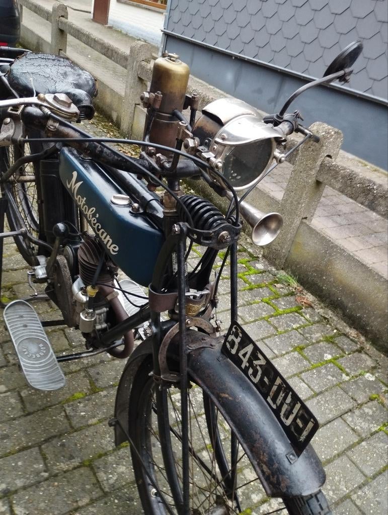 100 jaar oude motobecane 175, Motoren