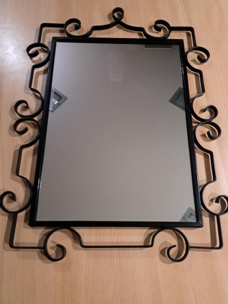 Vintage smeedijzeren wandspiegel, Huis en Inrichting, Woonaccessoires | Spiegels, Gebruikt, Minder dan 50 cm, Minder dan 100 cm