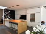 Mooie grote keuken met eiland, Huis en Inrichting, Keuken | Complete keukens, Ophalen, Gebruikt, Wit, Met kookeiland