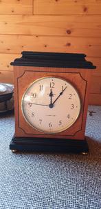 Tafelklok Junghans , radiogestuurd, Huis en Inrichting, Woonaccessoires | Klokken, Ophalen of Verzenden, Zo goed als nieuw, Wekker of Tafelklok