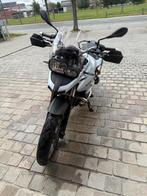 Moto BMW F 700GS lichtgrijs, Motoren, Motoren | BMW, 2 cilinders, Handvatverwarming, Particulier, Meer dan 35 kW
