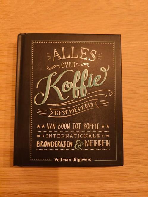 Ulrike Lowis - Alles over koffie, Boeken, Kookboeken, Zo goed als nieuw, Ophalen of Verzenden