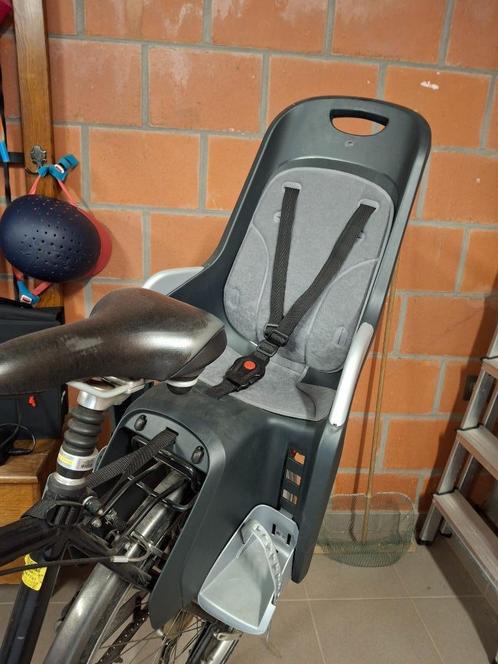 Fietsstoel bagagedrager merk Polisport, Fietsen en Brommers, Fietsaccessoires | Fietsstoeltjes, Gebruikt, Achterzitje, 9 t/m 18 kg