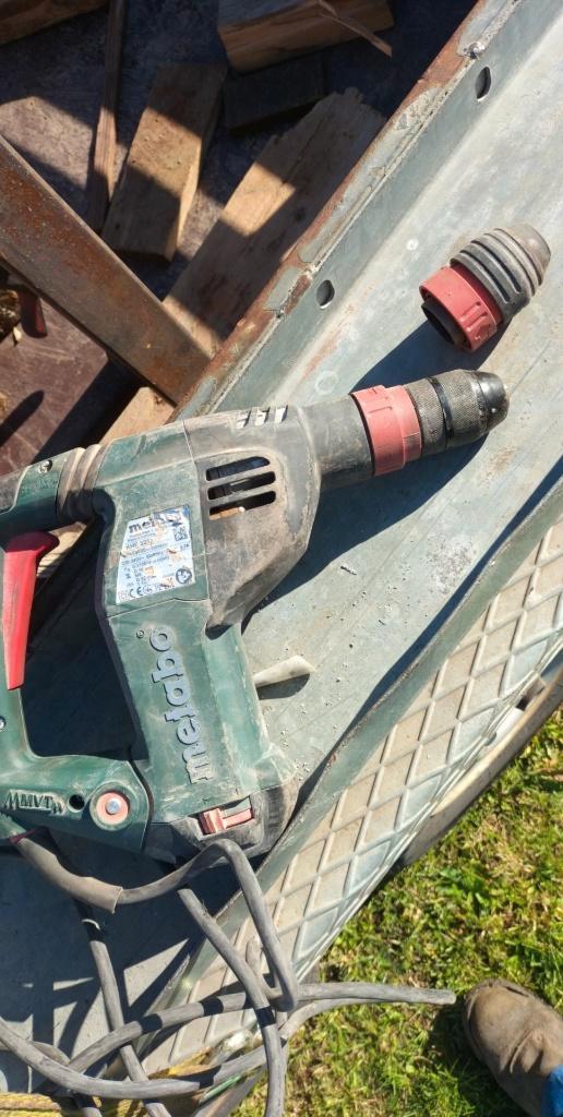 MARTEAU COMBINÉ METABO KHE 3251 2 TÊTES,  ROTATIF SDS plus, Bricolage & Construction, Outillage | Foreuses, Comme neuf, Marteau perforateur et/ou Marteau piqueur
