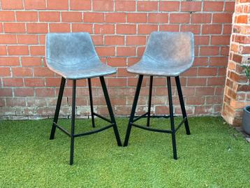 Barkrukken kunstleer beschikbaar voor biedingen