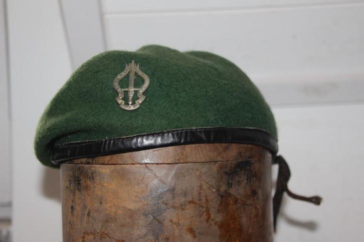 ABL Baret van het „2nd Commando”, Verzamelen, Militaria | Algemeen, Landmacht, Helm of Baret, Verzenden
