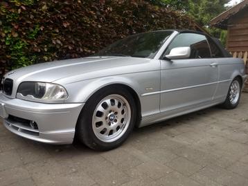 Bmw 318ci cabrio, bwj 2003, Autos, Cuir, Argent ou Gris, Achat, Cabriolet