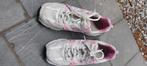 New balance, Ophalen of Verzenden, Zo goed als nieuw, Roze, Sportschoenen