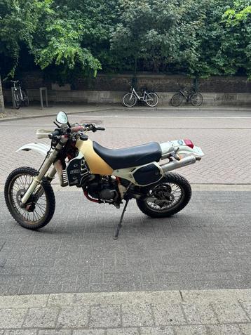 Ktm 580 cc b 1990 voor op de baan te rijden beschikbaar voor biedingen