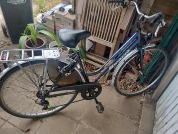 Minerva dames fiets 7 versnellingen €150 beschikbaar voor biedingen