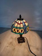 Lampe en verre au plomb, Antiquités & Art, Antiquités | Verre & Cristal, Enlèvement