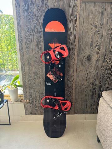 Snowboard Burton  beschikbaar voor biedingen