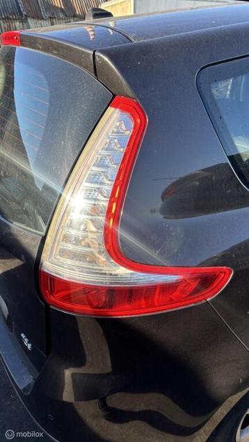 Achterlicht rechts Renault Scenic III ('08-'16) beschikbaar voor biedingen