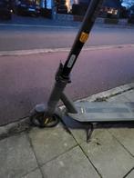 Ninebot kickscooter MAX G2, Fietsen en Brommers, Steps, Ophalen, Zo goed als nieuw, Elektrische step (E-scooter), Segway