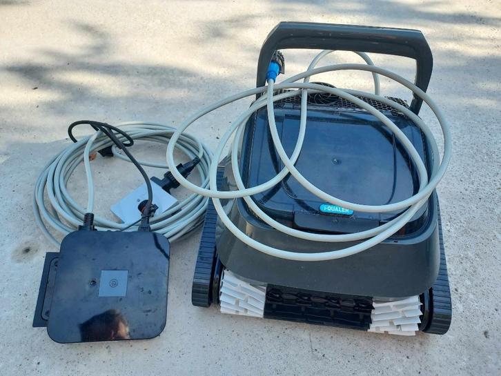 Zwembadrobot, Tuin en Terras, Zwembad-toebehoren, Zo goed als nieuw, Overige typen, Ophalen
