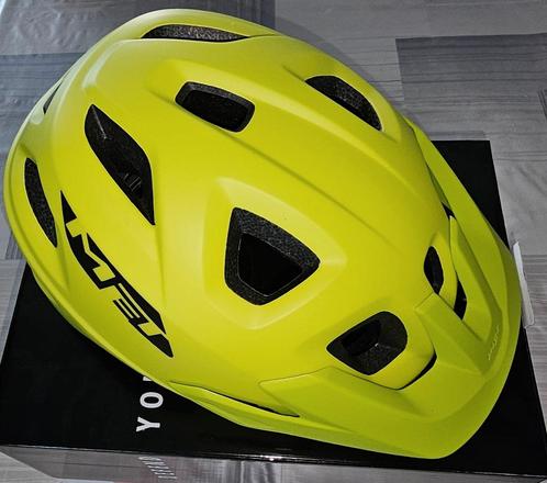 Mett Echo Fluo fietshelm 52/57, Fietsen en Brommers, Fietsaccessoires | Fietshelmen, Nieuw, Ophalen of Verzenden