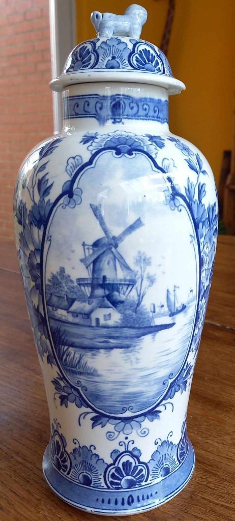 1 vase couvercle bleu Delft Hollande Moulin, Antiquités & Art, Antiquités | Vases, Enlèvement ou Envoi