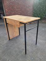 Supertoffe desk met lade en eventueel kapstokjes, Ophalen, Zo goed als nieuw