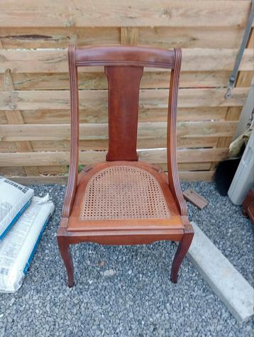 Chaise beschikbaar voor biedingen