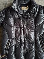 Zwarte kinderjas m152, Ophalen