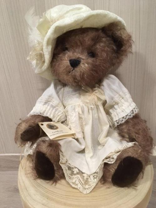 handgemaakte beer Charlotte, Verzamelen, Beren en Cherished Teddies, Nieuw, Stoffen beer, Ophalen of Verzenden