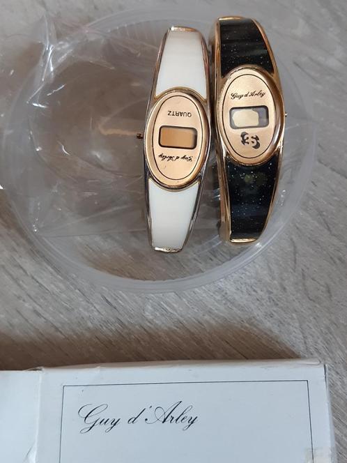 2x horloge Guy d’Arley quartz , uurwerk harde armband  5cm, Handtassen en Accessoires, Horloges | Dames, Gebruikt, Polshorloge