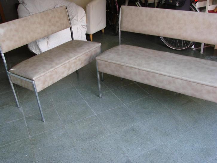 vintage: zitbanken in hoek, Antiek en Kunst, Antiek | Meubels | Stoelen en Sofa's, Ophalen