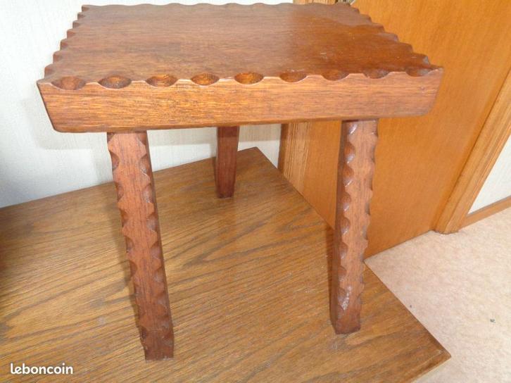 petit tabouret chêne massif support plante, Antiek en Kunst, Antiek | Meubels | Stoelen en Sofa's, Ophalen
