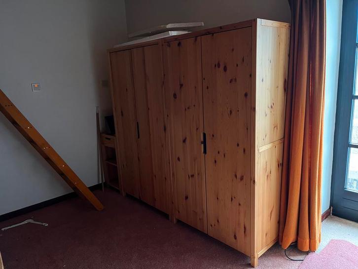 Deux amoires garde robe en pin, Doe-het-zelf en Bouw, Hout en Planken, Zo goed als nieuw, Grenen, Ophalen