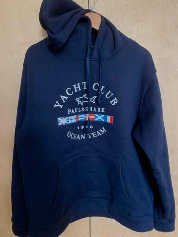 Sweat capuche de sport marine Yacht Club. beschikbaar voor biedingen