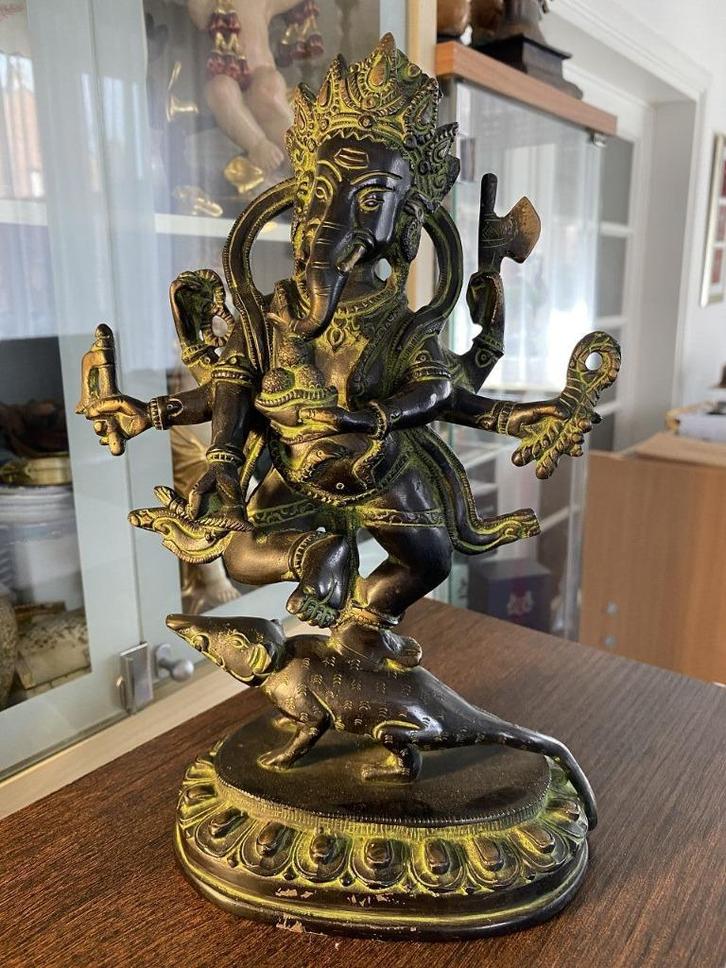 Een bronzen Ganapati uit Zuidoost-Azië , 19e eeuw, Huis en Inrichting, Woonaccessoires | Boeddhabeelden, Gebruikt, Ophalen of Verzenden