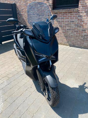 Yamaha X Max 300 TECH MAX  noir  beschikbaar voor biedingen