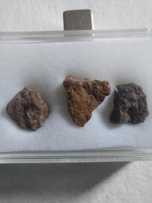 Al Haggounia 001 meteoriet 3gr, Verzamelen, Mineralen en Fossielen, Overige typen, Ophalen of Verzenden