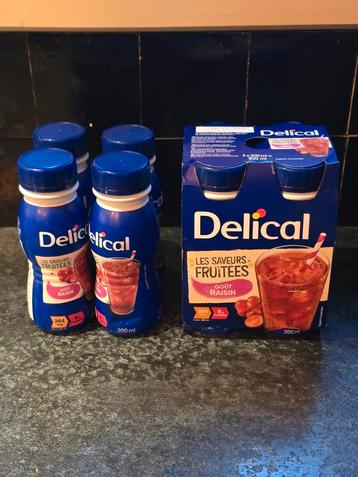 8 stuks Delical Les saveurs fruitees druiven 200 ml beschikbaar voor biedingen