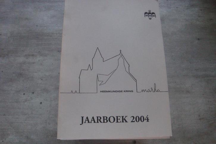 LOT VAN 24 HEEMKUNDIGE BOEKEN MARKA VZW (MARIAKERKE), Boeken, Geschiedenis | Stad en Regio, Gelezen, Ophalen