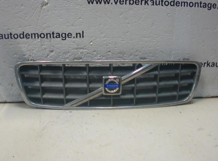 GRILLE Volvo XC70 (SZ) (01-2000/08-2007) (9190986), Auto-onderdelen, Carrosserie, Volvo, Gebruikt