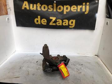 Fusee links-voor van een Volvo V50 beschikbaar voor biedingen