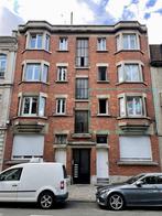 Appartement te koop in Schaarbeek, 2 slpks, 2 pièces, Appartement, 70 m², 242 kWh/m²/an
