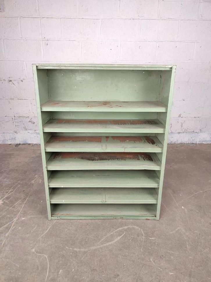 Zware groene metalen kast, Antiek en Kunst, Antiek | Gereedschap en Instrumenten, Ophalen