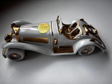 Swarovski beeldje met limoges auto afgewerkt met goud in, Enlèvement ou Envoi, Comme neuf, Figurine