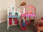 Pakket Barbie spullen, poppenhuis, camper…, Ophalen, Zo goed als nieuw, Poppenhuis