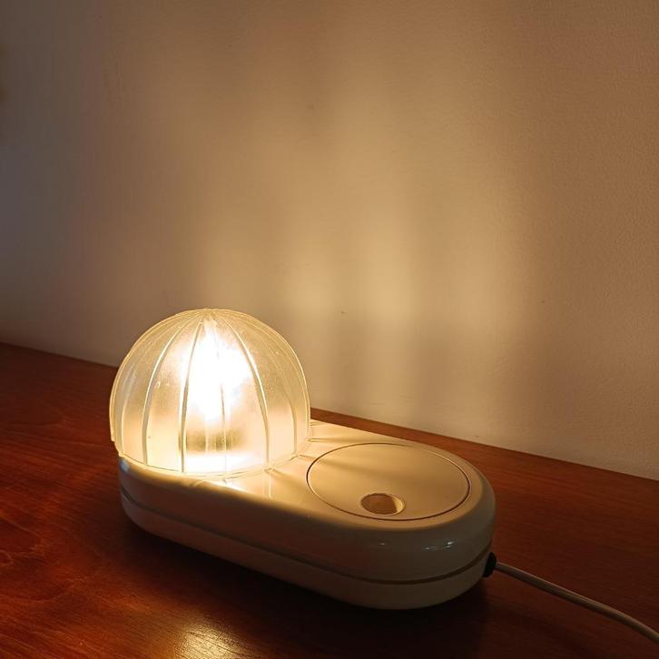 Vintage Farstar tafellamp Adalberto Dal Lago – Francesconi, Huis en Inrichting, Lampen | Tafellampen, Gebruikt, Kunststof, Ophalen