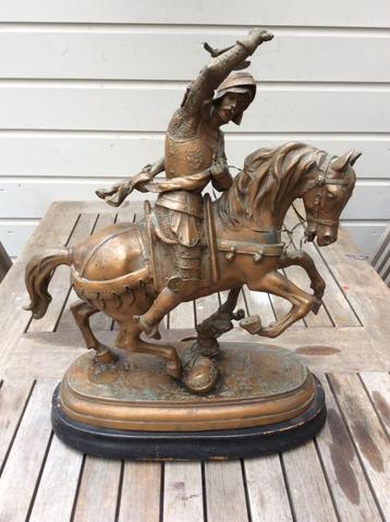 Sculptuur in brons beschikbaar voor biedingen