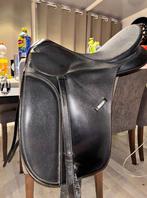Wintec 17inch zadel, Dieren en Toebehoren, Ophalen of Verzenden, Gebruikt, Dressuur
