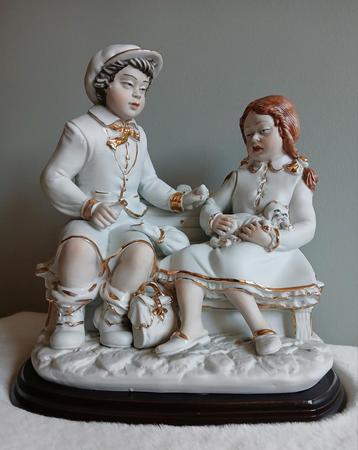 Oud beeld Capodimonte., Enlèvement, Comme neuf